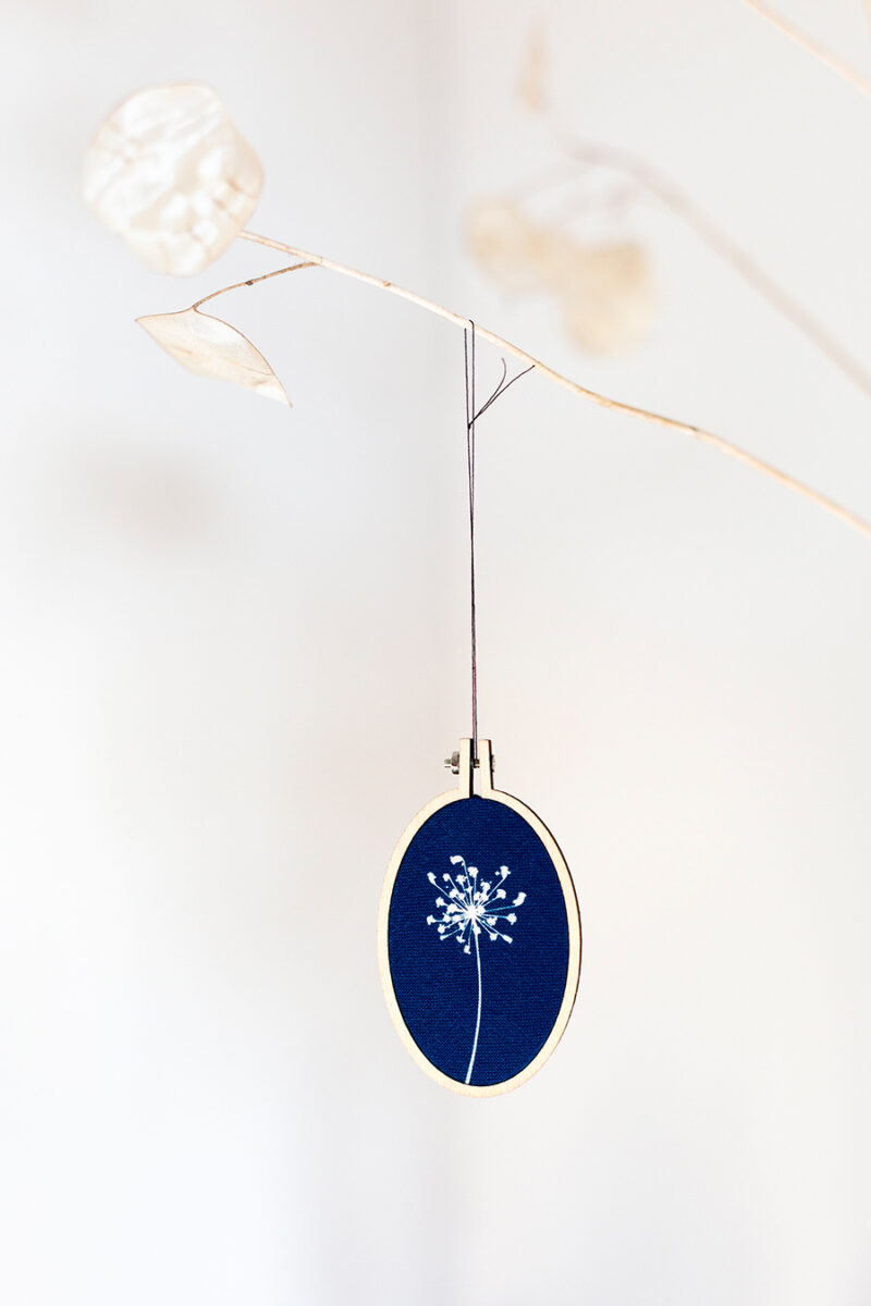 Cyanotype hanger Pastinaak 01