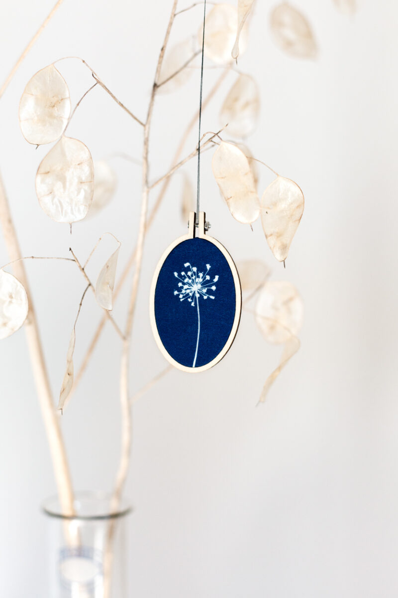 Cyanotype hanger Pastinaak 02